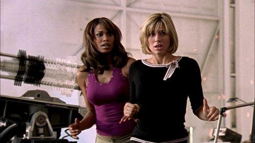 She Spies Season 2 Episode 7 - Cover Me