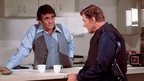 S.W.A.T. Season 2 Episode 16 - The Running Man (2)