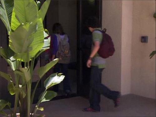 Zoey 101 Season 2 Episode 8 - Robot Wars