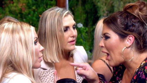 The Real Housewives of Orange County Season 16 Episode 6 - Straight Questions, Straight-ish Answers