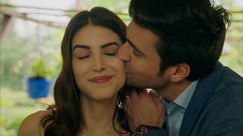 Mrs. Fazilet and Her Daughters Season 2 Episode 37 - Episode 37