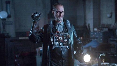 Gotham Season 1 Episode 12 - What the Little Bird Told Him