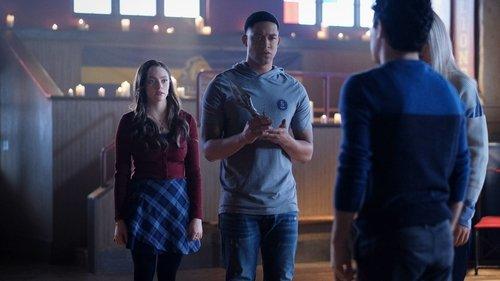 Legacies Season 3 Episode 2 - Goodbyes Sure Do Suck