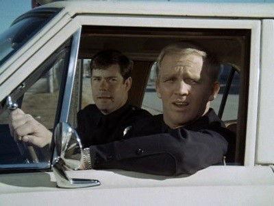 Adam-12 Season 3 Episode 21 - Log 164: The Poachers