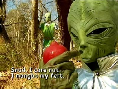 Good Eats Season 10 Episode 17 - Fruit 10 from Outer Space (Pomegranates)