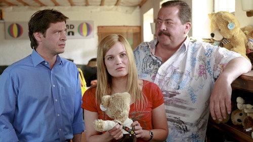 Die Rosenheim-Cops Season 8 Episode 2 - Tod im Spielzeugland