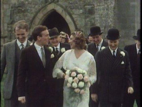 All Creatures Great and Small Season 1 Episode 9 - The Last Furlong