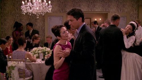 Everybody Loves Raymond Season 5 Episode 7 - The Walk to the Door