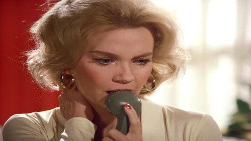 Kojak Season 2 Episode 19 - Night of the Piraeus