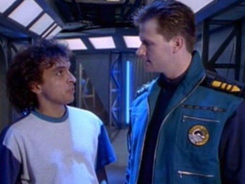 Ocean Girl Season 1 Episode 5 - Human Tears