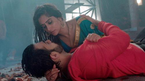 Kahaan Hum Kahaan Tum Season 1 Episode 17 - Rohit Saves Sonakshi