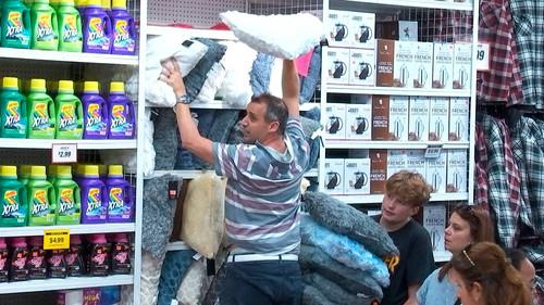 Impractical Jokers Season 7 Episode 3 - No Good Deed