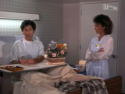 Scarecrow and Mrs. King Season 4 Episode 3 - Unfinished Business