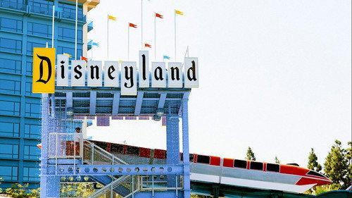 Behind the Attraction Season 1 Episode 7 - Disneyland Hotel
