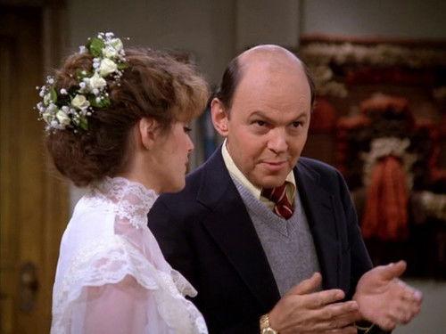 Mork & Mindy Season 4 Episode 15 - I Don't Remember Mama