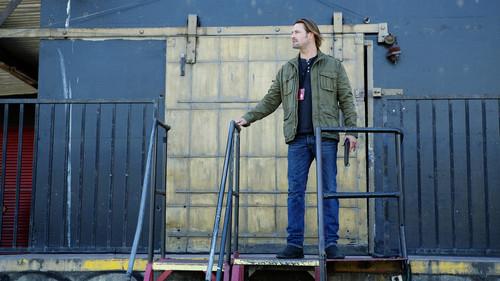 Colony Season 1 Episode 10 - Gateway
