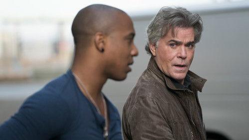 Shades of Blue Season 1 Episode 11 - The Breach