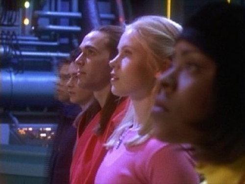 Power Rangers Season 4 Episode 3 - The Shooting Star
