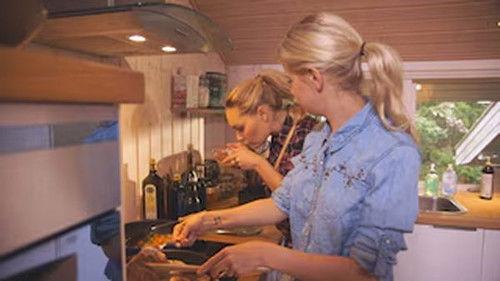 Julies Madselskaber Season 1 Episode 5 - Episode 5