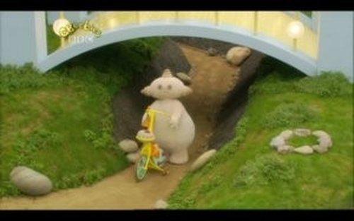 In the Night Garden Season 1 Episode 11 - Makka Pakka Gets Lost