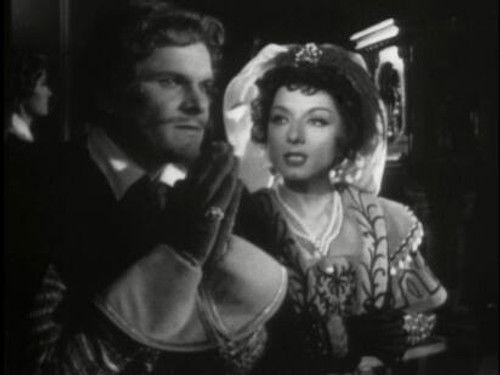 The camera explores time Season 3 Episode 3 - Episode 3