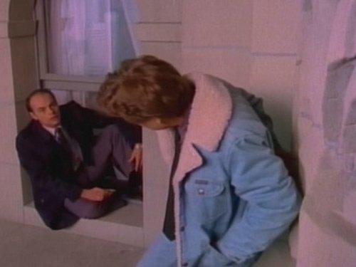 The New Alfred Hitchcock Presents Season 2 Episode 3 - Man on the Edge