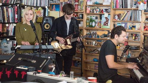 NPR Tiny Desk Concerts Season 11 Episode 2 - Lo Moon