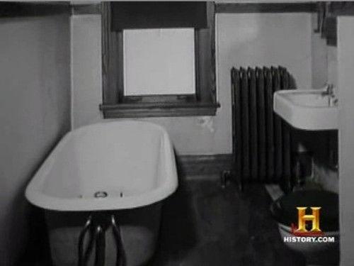 Modern Marvels Season 11 Episode 14 - Bathroom Tech