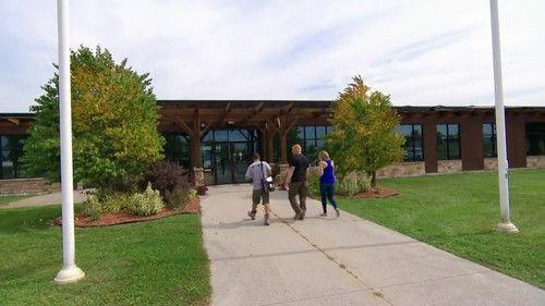 Holmes and Holmes Season 2 Episode 5 - Decisions and Delays