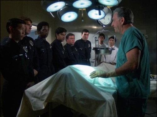 Quincy, M.E. Season 1 Episode 1 - Go Fight City Hall -- To the Death!