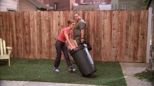 The King of Queens Season 3 Episode 22 - Swim Neighbors