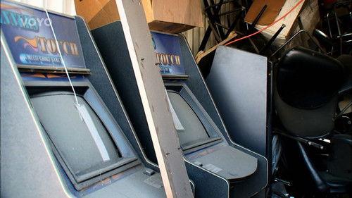 Storage Wars: Texas Season 1 Episode 14 - For a Few Lockers More