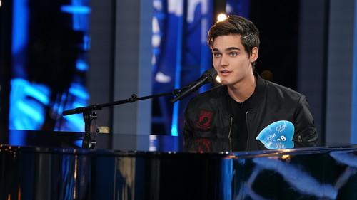 American Idol Season 3 Episode 1 - Auditions (1)