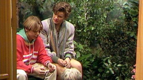 Oppassen!!! Season 1 Episode 9 - Does