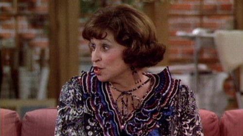 Designing Women Season 2 Episode 5 - Half an Air Bubble Off