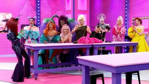Drag Race Holland Season 2 Episode 1 - Who's That Queen?