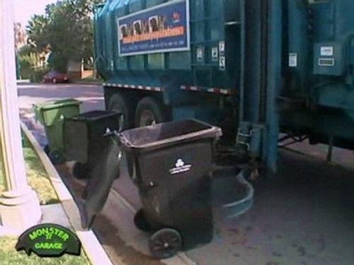 Monster Garage Season 1 Episode 1 - White Trash