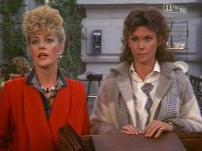 Scarecrow and Mrs. King Season 2 Episode 10 - Playing Possum