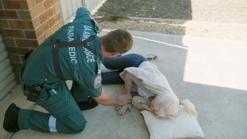 Paramedics Season 6 Episode 3 - Episode 3