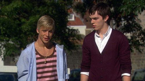 Skins Season 2 Episode 1 - Tony and Maxxie