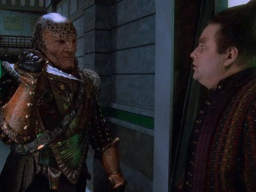 Babylon 5 Season 2 Episode 21 - Comes the Inquisitor