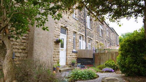 Location, Location, Location Season 36 Episode 6 - Episode 6