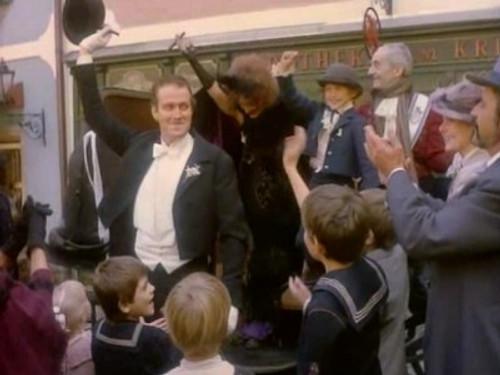 Frankenstein's Aunt Season 1 Episode 7 - The Wedding