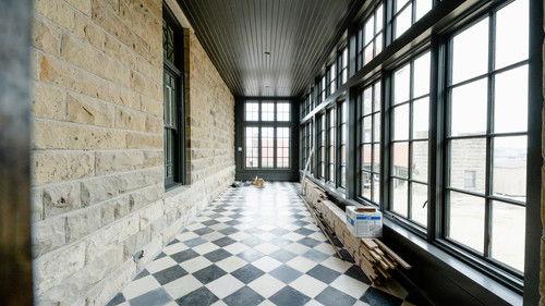 Fixer Upper: The Castle Season 1 Episode 4 - Old is New Again