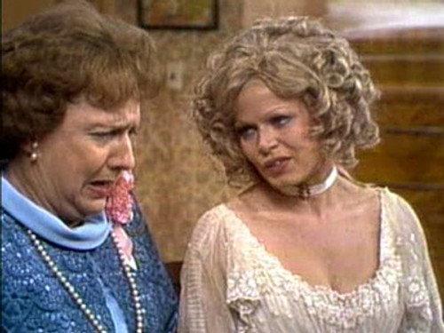 undefined Season 3 Episode 10 - Flashback: Mike and Gloria's Wedding (2)