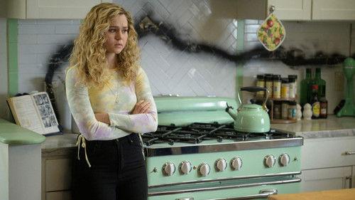 DC's Stargirl Season 2 Episode 12 - Summer School: Chapter Twelve