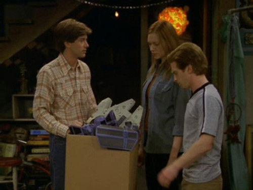 That '70s Show Season 6 Episode 20 - Squeeze Box