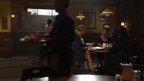 Leverage Season 2 Episode 9 - The Lost Heir Job