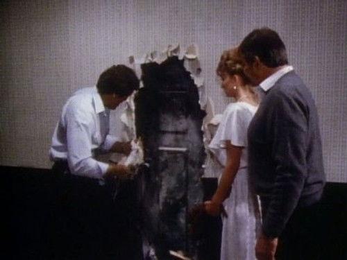 Tales from the Darkside Season 1 Episode 17 - Madness Room