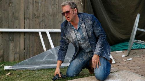 The Mysteries of Laura Season 1 Episode 5 - The Mystery of the Terminal Tenant